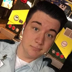 Meet your Posher, Logan